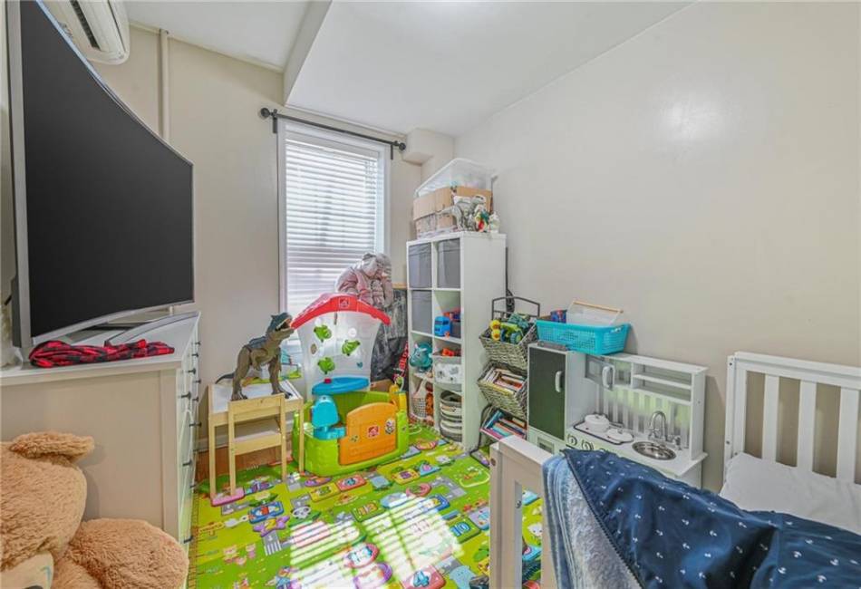 7029 Perry Terrace, Brooklyn, New York 11209, 4 Bedrooms Bedrooms, ,3 BathroomsBathrooms,Residential,For Sale,Perry,492182