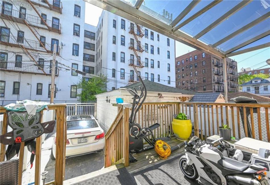 7029 Perry Terrace, Brooklyn, New York 11209, 4 Bedrooms Bedrooms, ,3 BathroomsBathrooms,Residential,For Sale,Perry,492182