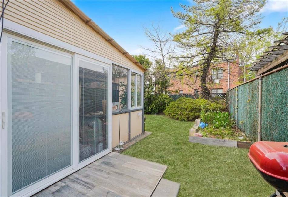 149 Forest Street, Staten Island, New York 10314, 6 Bedrooms Bedrooms, ,4 BathroomsBathrooms,Residential,For Sale,Forest,492192