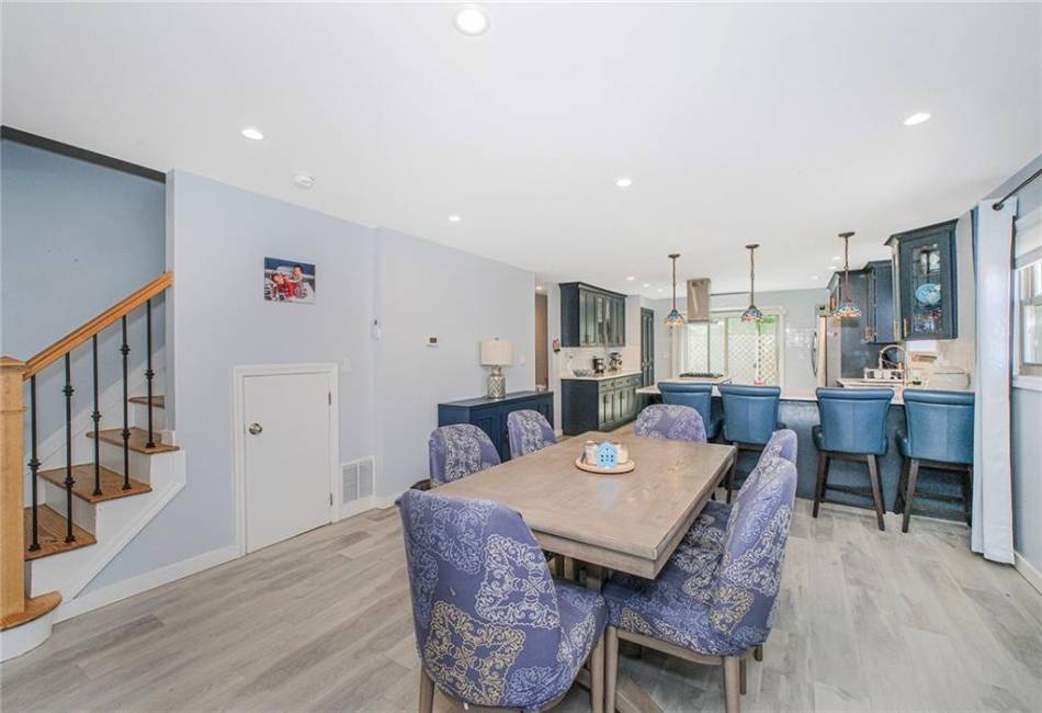 4 Lisa Lane, Staten Island, New York 10312, 4 Bedrooms Bedrooms, ,Residential,For Sale,Lisa,492261