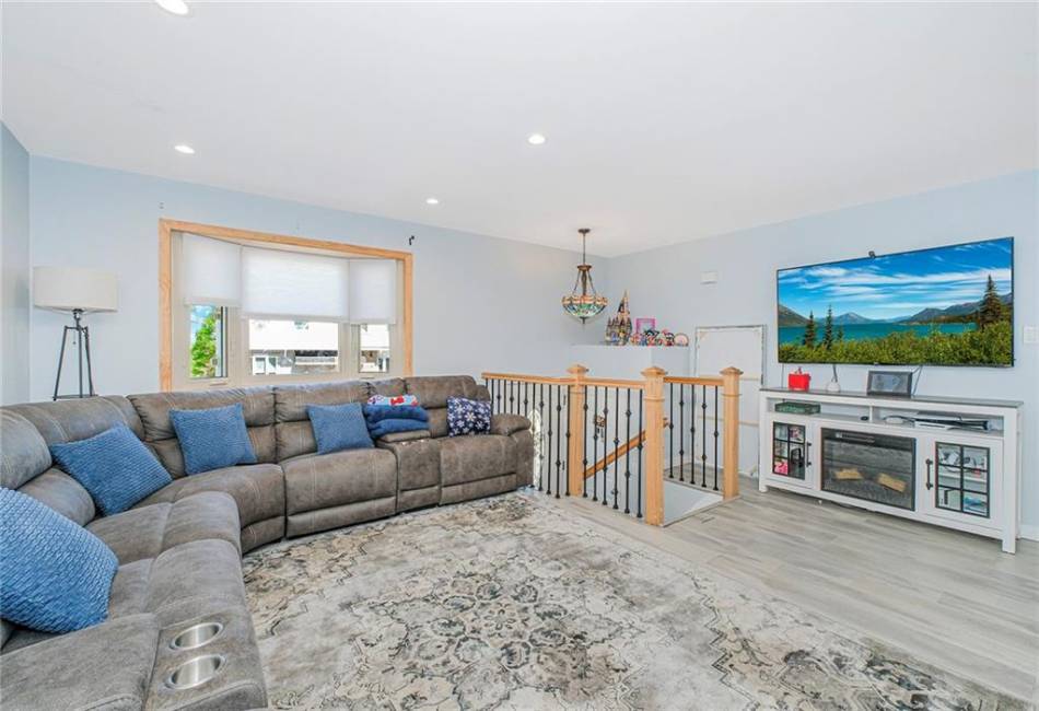 4 Lisa Lane, Staten Island, New York 10312, 4 Bedrooms Bedrooms, ,Residential,For Sale,Lisa,492261