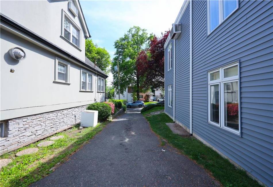115 Wilson Terrace, Staten Island, New York 10304, 6 Bedrooms Bedrooms, ,3 BathroomsBathrooms,Residential,For Sale,Wilson,492378