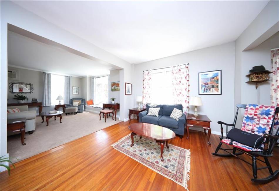 115 Wilson Terrace, Staten Island, New York 10304, 6 Bedrooms Bedrooms, ,3 BathroomsBathrooms,Residential,For Sale,Wilson,492378