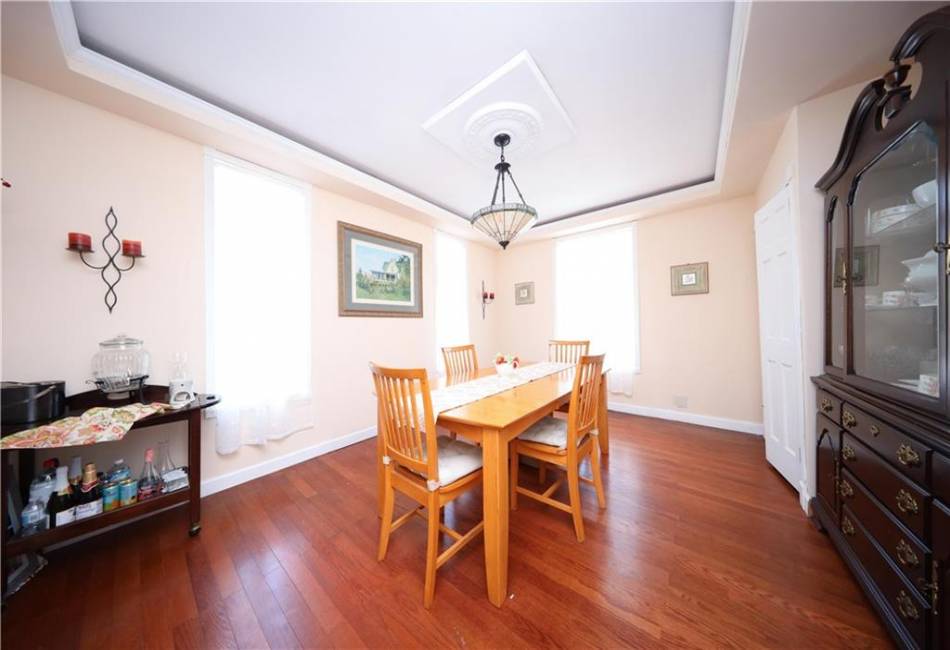 115 Wilson Terrace, Staten Island, New York 10304, 6 Bedrooms Bedrooms, ,3 BathroomsBathrooms,Residential,For Sale,Wilson,492378