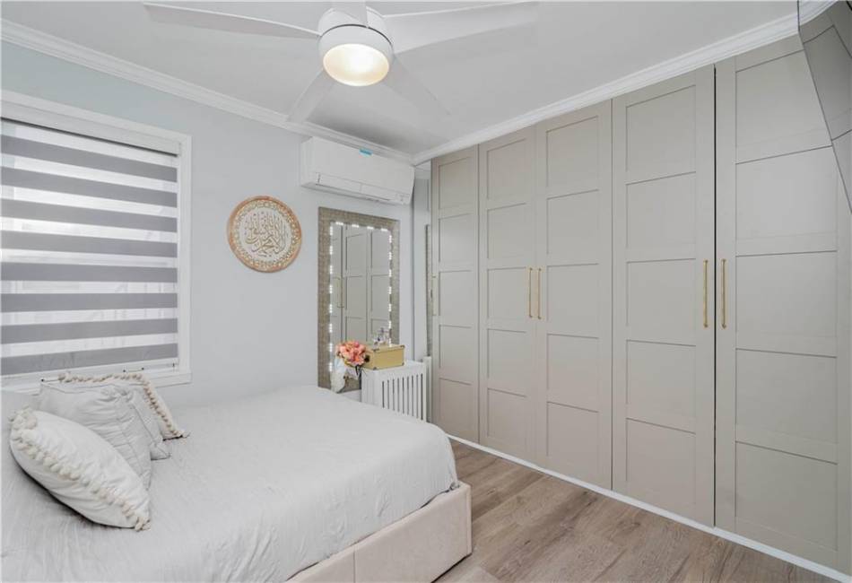 286 Bay 10th Street, Brooklyn, New York 11228, 3 Bedrooms Bedrooms, ,3 BathroomsBathrooms,Residential,For Sale,Bay 10th,492387