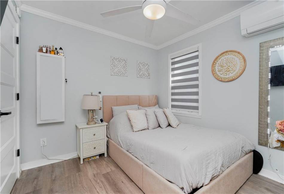 286 Bay 10th Street, Brooklyn, New York 11228, 3 Bedrooms Bedrooms, ,3 BathroomsBathrooms,Residential,For Sale,Bay 10th,492387