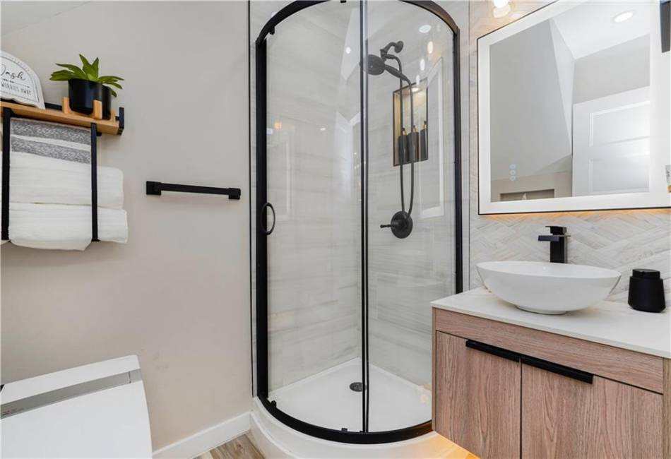 286 Bay 10th Street, Brooklyn, New York 11228, 3 Bedrooms Bedrooms, ,3 BathroomsBathrooms,Residential,For Sale,Bay 10th,492387