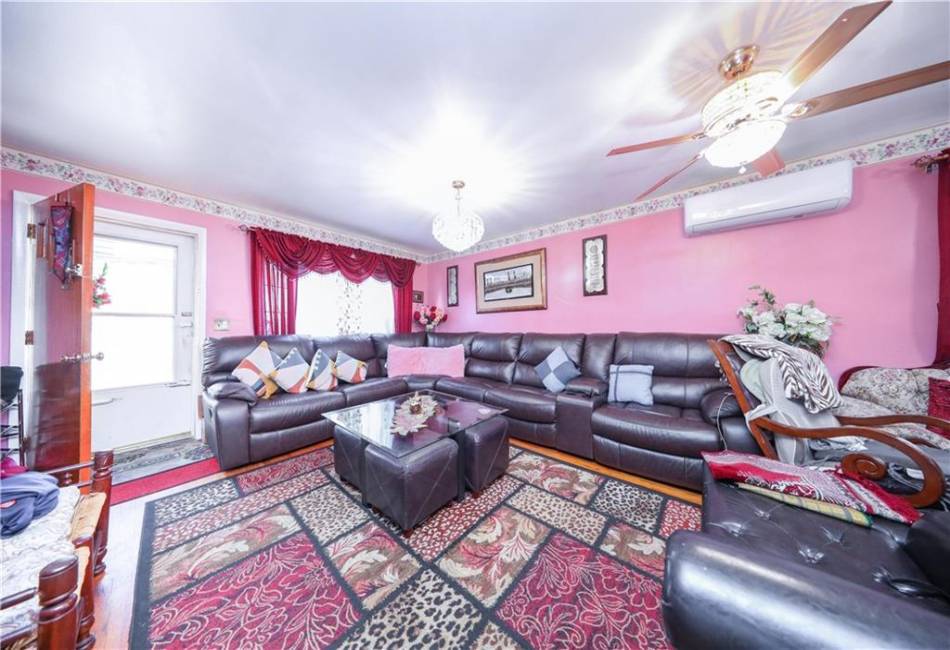 18 Downey Place, Staten Island, New York 10303, 3 Bedrooms Bedrooms, ,3 BathroomsBathrooms,Residential,For Sale,Downey,492388