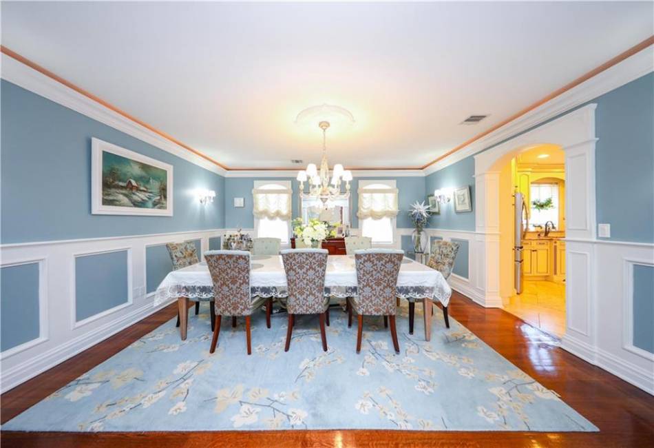 63 Finlay Avenue, Staten Island, New York 10309, 4 Bedrooms Bedrooms, ,4 BathroomsBathrooms,Residential,For Sale,Finlay,492391