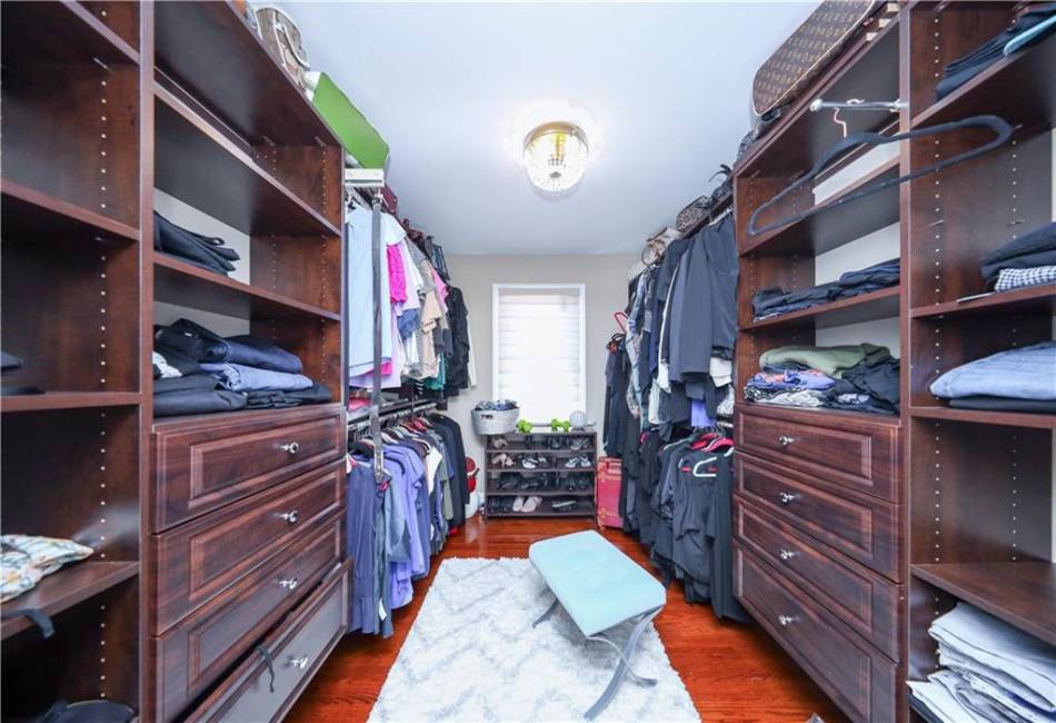 63 Finlay Avenue, Staten Island, New York 10309, 4 Bedrooms Bedrooms, ,4 BathroomsBathrooms,Residential,For Sale,Finlay,492391