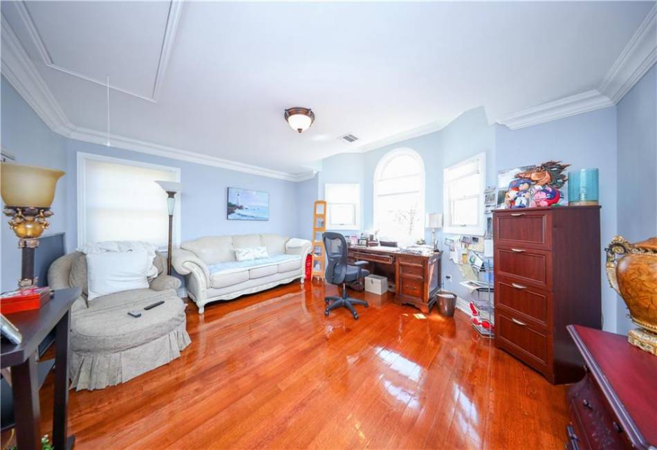 63 Finlay Avenue, Staten Island, New York 10309, 4 Bedrooms Bedrooms, ,4 BathroomsBathrooms,Residential,For Sale,Finlay,492391