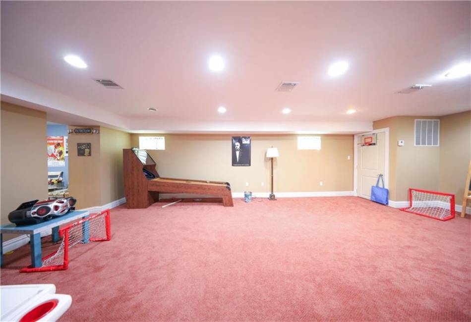 63 Finlay Avenue, Staten Island, New York 10309, 4 Bedrooms Bedrooms, ,4 BathroomsBathrooms,Residential,For Sale,Finlay,492391