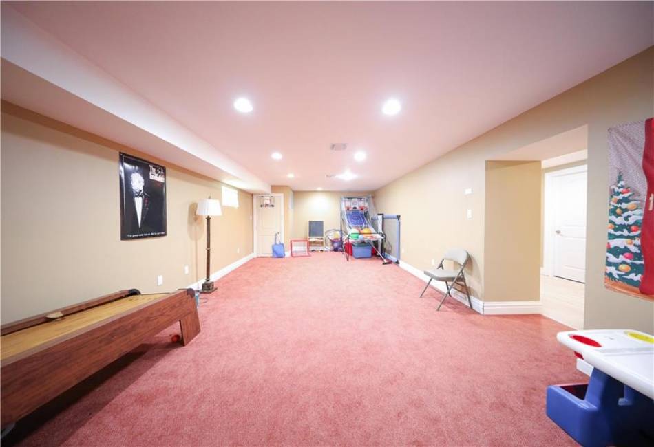 63 Finlay Avenue, Staten Island, New York 10309, 4 Bedrooms Bedrooms, ,4 BathroomsBathrooms,Residential,For Sale,Finlay,492391