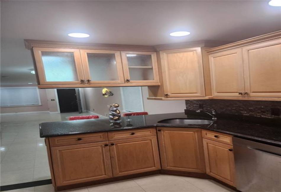 53 Calvanico Lane, Staten Island, New York 10314, 3 Bedrooms Bedrooms, ,3 BathroomsBathrooms,Residential,For Sale,Calvanico,492396