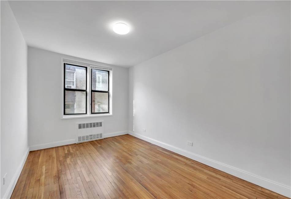 345 Webster Avenue, Brooklyn, New York 11230, 2 Bedrooms Bedrooms, ,2 BathroomsBathrooms,Residential,For Sale,Webster,492398