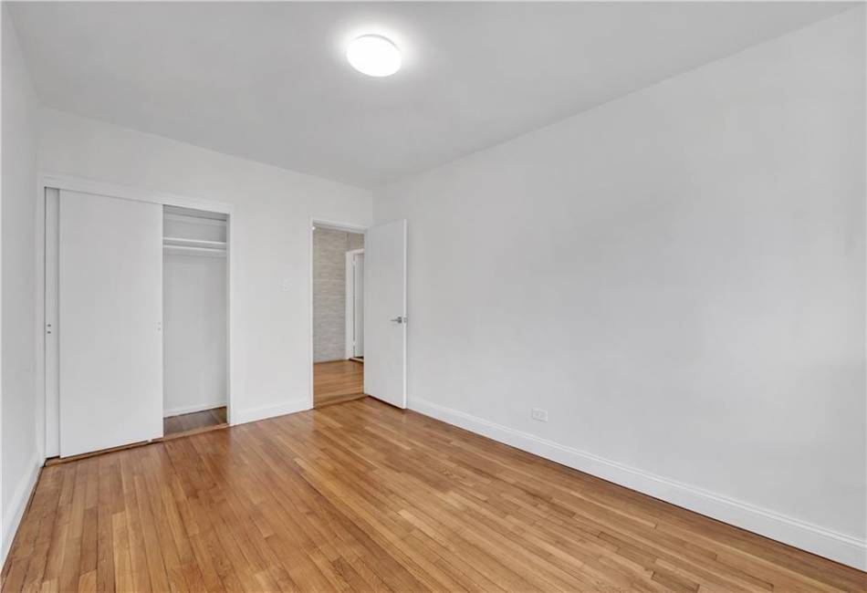 345 Webster Avenue, Brooklyn, New York 11230, 2 Bedrooms Bedrooms, ,2 BathroomsBathrooms,Residential,For Sale,Webster,492398