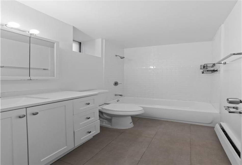 7221 Avenue N, Brooklyn, New York 11234, ,Residential,For Sale,Avenue N,492399