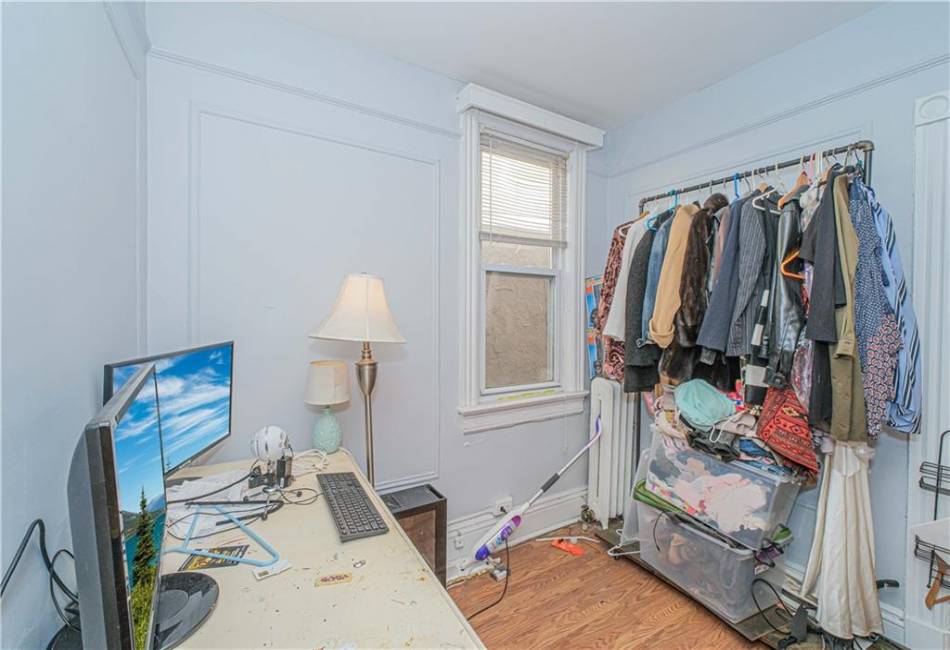 251 94th Street, Brooklyn, New York 11209, 4 Bedrooms Bedrooms, ,2 BathroomsBathrooms,Residential,For Sale,94th,492400