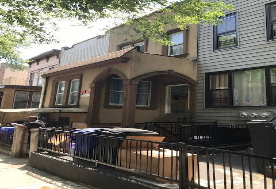 12 Pleasant Place, Brooklyn, New York 11233, 4 Bedrooms Bedrooms, ,Residential,For Sale,Pleasant,492403