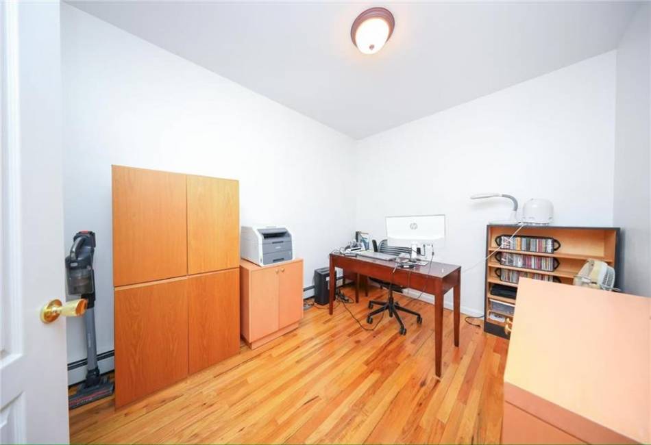 1817 73rd Street, Brooklyn, New York 11204, 2 Bedrooms Bedrooms, ,3 BathroomsBathrooms,Residential,For Sale,73rd,492402