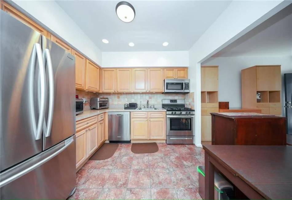 1817 73rd Street, Brooklyn, New York 11204, 2 Bedrooms Bedrooms, ,3 BathroomsBathrooms,Residential,For Sale,73rd,492402