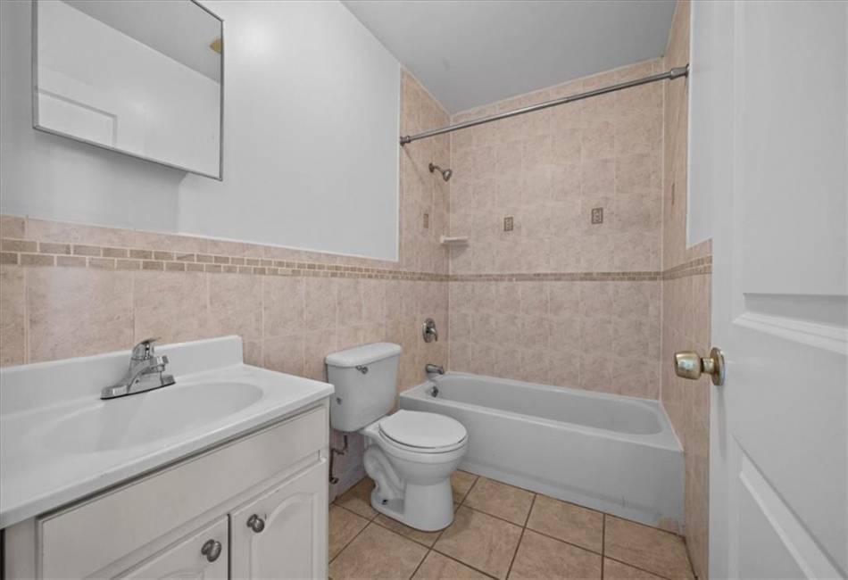 53 Woods Place, Brooklyn, New York 11226, 6 Bedrooms Bedrooms, ,5 BathroomsBathrooms,Residential,For Sale,Woods,492405