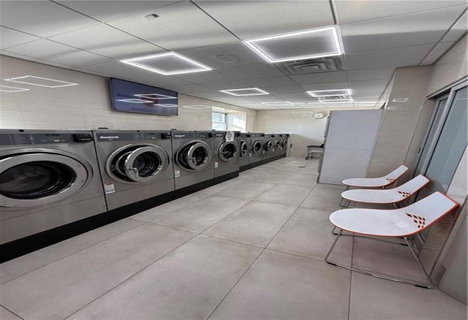 601 Surf Avenue, Brooklyn, New York 11224, 2 Bedrooms Bedrooms, ,1 BathroomBathrooms,Residential,For Sale,Surf,492409