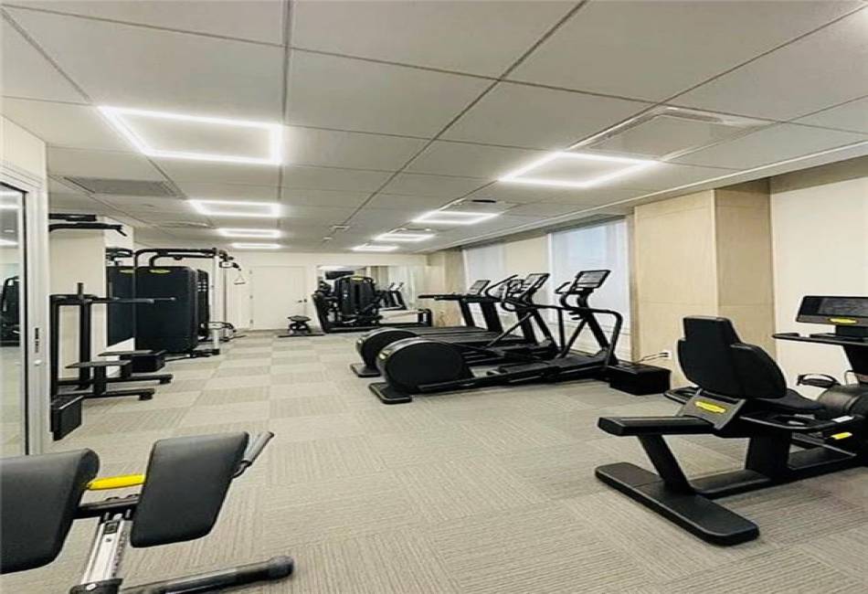 601 Surf Avenue, Brooklyn, New York 11224, 2 Bedrooms Bedrooms, ,1 BathroomBathrooms,Residential,For Sale,Surf,492409