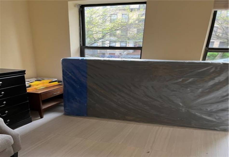 1051 Bergen Street, Brooklyn, New York 11216, 4 Bedrooms Bedrooms, ,1 BathroomBathrooms,Rental,For Sale,Bergen,492416