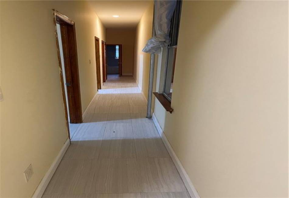 1051 Bergen Street, Brooklyn, New York 11216, 4 Bedrooms Bedrooms, ,1 BathroomBathrooms,Rental,For Sale,Bergen,492416
