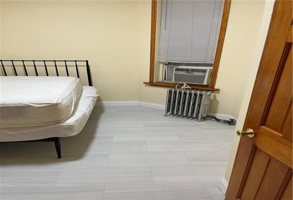 1051 Bergen Street, Brooklyn, New York 11216, 4 Bedrooms Bedrooms, ,1 BathroomBathrooms,Rental,For Sale,Bergen,492416