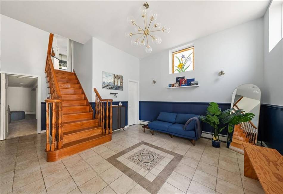 3 Silver Lake Road, Staten Island, New York 10301, 3 Bedrooms Bedrooms, ,2 BathroomsBathrooms,Residential,For Sale,Silver Lake,492417
