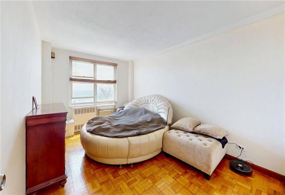 1311 Brightwater Avenue, Brooklyn, New York 11235, 1 Bedroom Bedrooms, ,1 BathroomBathrooms,Residential,For Sale,Brightwater,492285