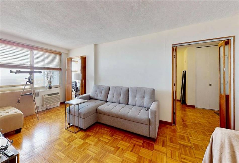 1311 Brightwater Avenue, Brooklyn, New York 11235, 1 Bedroom Bedrooms, ,1 BathroomBathrooms,Residential,For Sale,Brightwater,492285