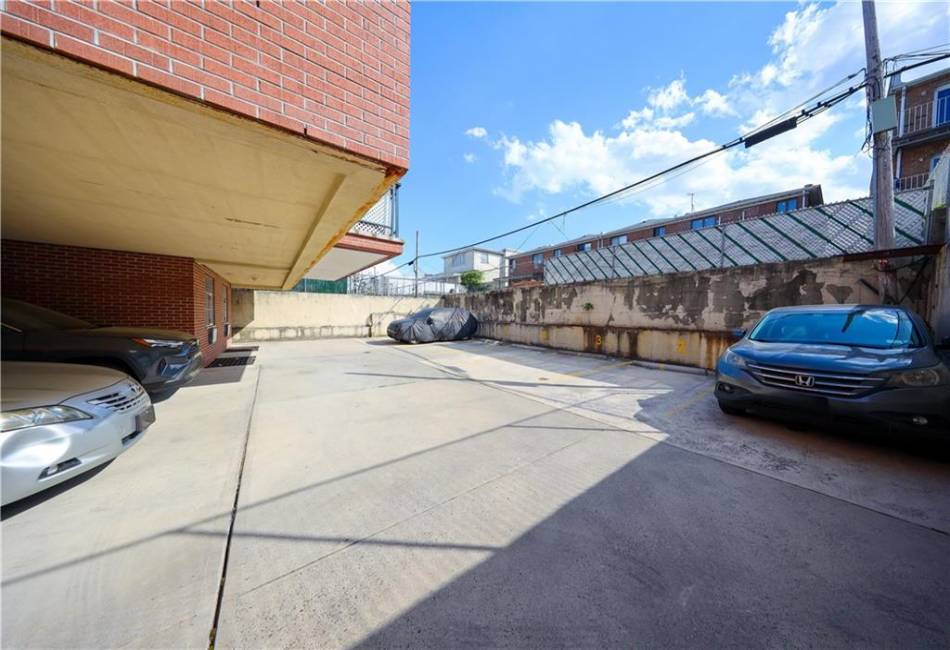1128 67th Street, Brooklyn, New York 11219, 2 Bedrooms Bedrooms, ,1.5 BathroomsBathrooms,Residential,For Sale,67th,492395