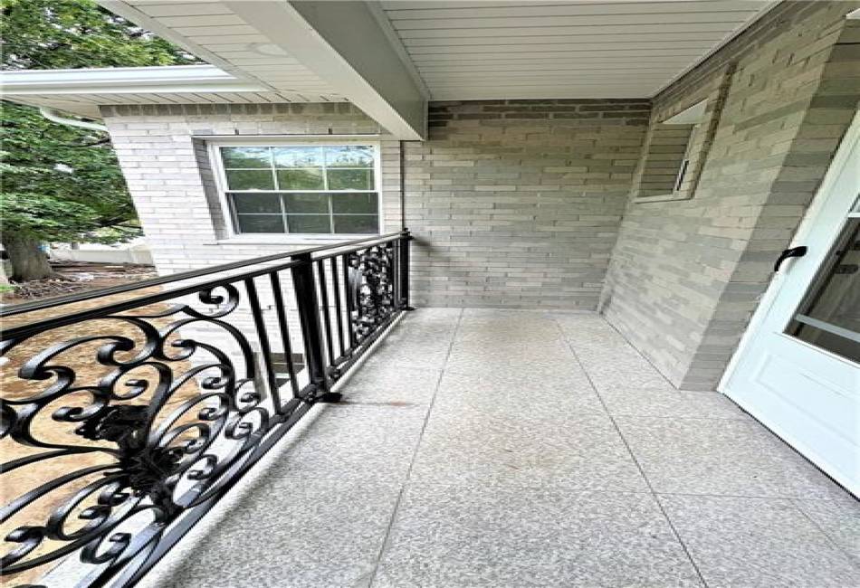 157-27 19th Avenue, Queens, New York 11357, 3 Bedrooms Bedrooms, ,4 BathroomsBathrooms,Rental,For Sale,19th,492419