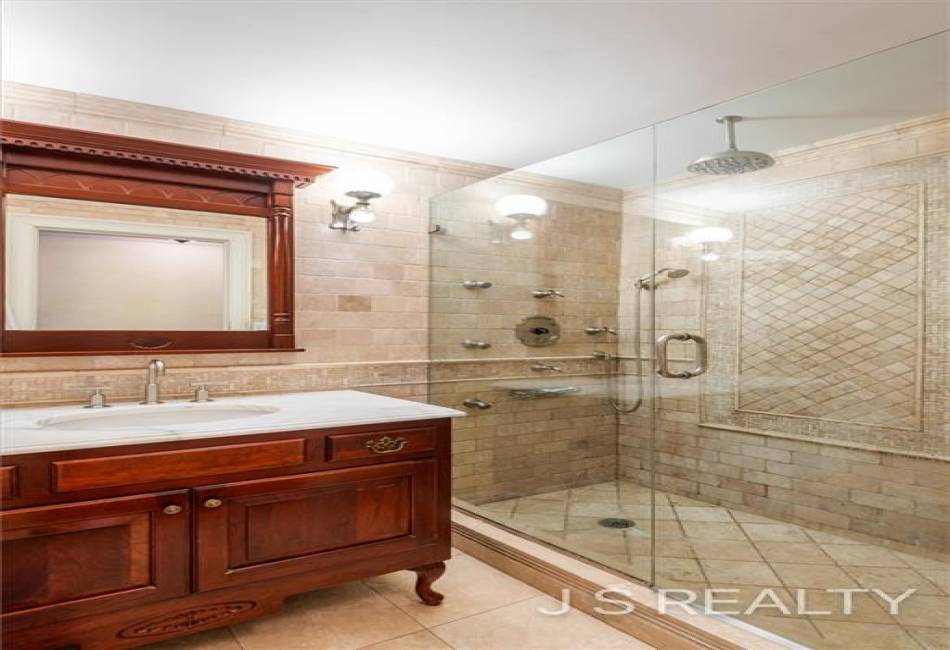 501 Surf Avenue, Brooklyn, New York 11224, 3 Bedrooms Bedrooms, ,2 BathroomsBathrooms,Residential,For Sale,Surf,492421