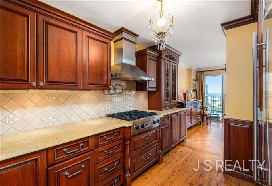 501 Surf Avenue, Brooklyn, New York 11224, 3 Bedrooms Bedrooms, ,2 BathroomsBathrooms,Residential,For Sale,Surf,492421