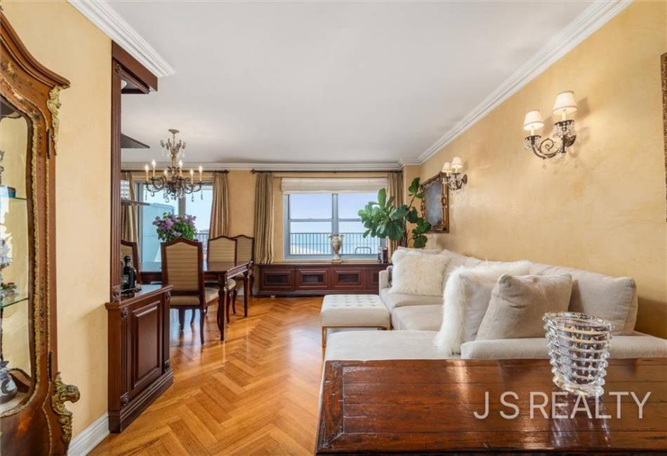 501 Surf Avenue, Brooklyn, New York 11224, 3 Bedrooms Bedrooms, ,2 BathroomsBathrooms,Residential,For Sale,Surf,492421