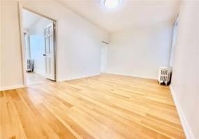 78 Avenue U, Brooklyn, New York 11223, 2 Bedrooms Bedrooms, ,1 BathroomBathrooms,Rental,For Sale,Avenue U,492422