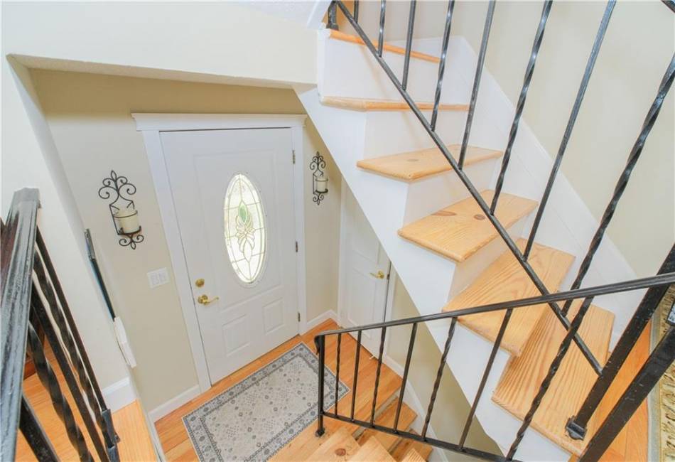 397 Elvin Street, Staten Island, New York 10314, 3 Bedrooms Bedrooms, ,3 BathroomsBathrooms,Residential,For Sale,Elvin,492423