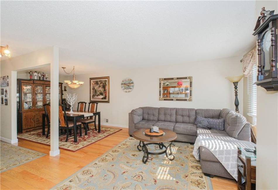 397 Elvin Street, Staten Island, New York 10314, 3 Bedrooms Bedrooms, ,3 BathroomsBathrooms,Residential,For Sale,Elvin,492423