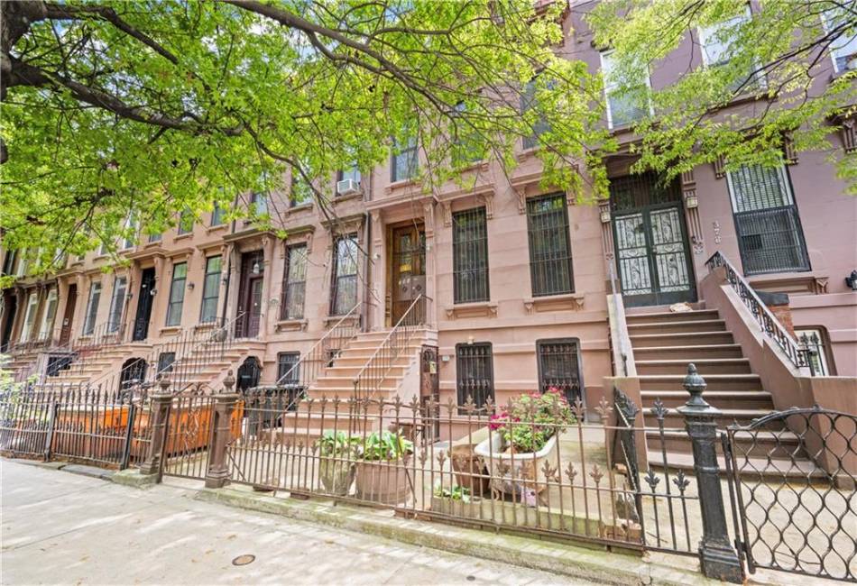 380 Monroe Street, Brooklyn, New York 11221, 6 Bedrooms Bedrooms, ,Residential,For Sale,Monroe,492162