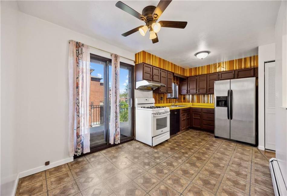 2109 Canarsie Road, Brooklyn, New York 11236, 5 Bedrooms Bedrooms, ,4 BathroomsBathrooms,Residential,For Sale,Canarsie,492366
