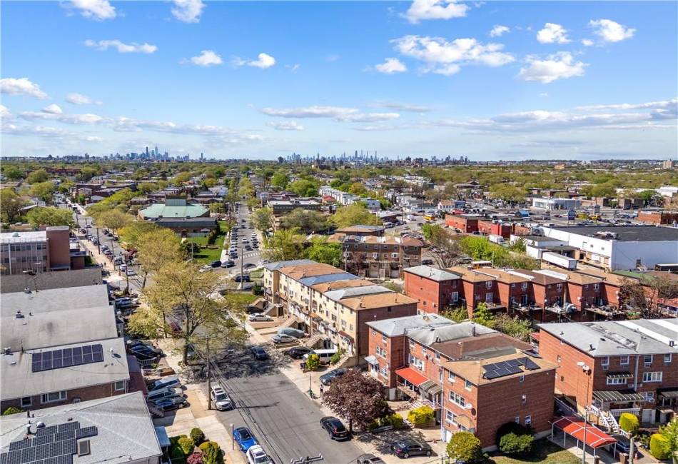 2109 Canarsie Road, Brooklyn, New York 11236, 5 Bedrooms Bedrooms, ,4 BathroomsBathrooms,Residential,For Sale,Canarsie,492366