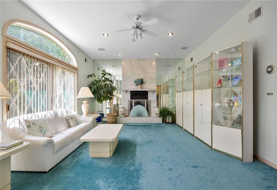 16 Nicolosi Loop, Staten Island, New York 10312, 5 Bedrooms Bedrooms, ,5 BathroomsBathrooms,Residential,For Sale,Nicolosi,492427