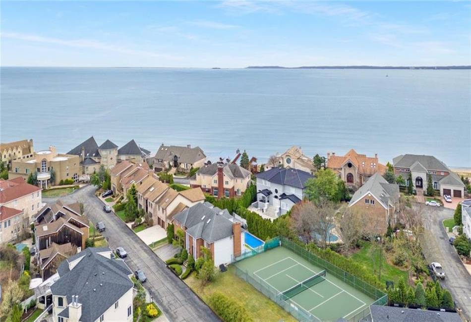 16 Nicolosi Loop, Staten Island, New York 10312, 5 Bedrooms Bedrooms, ,5 BathroomsBathrooms,Residential,For Sale,Nicolosi,492427