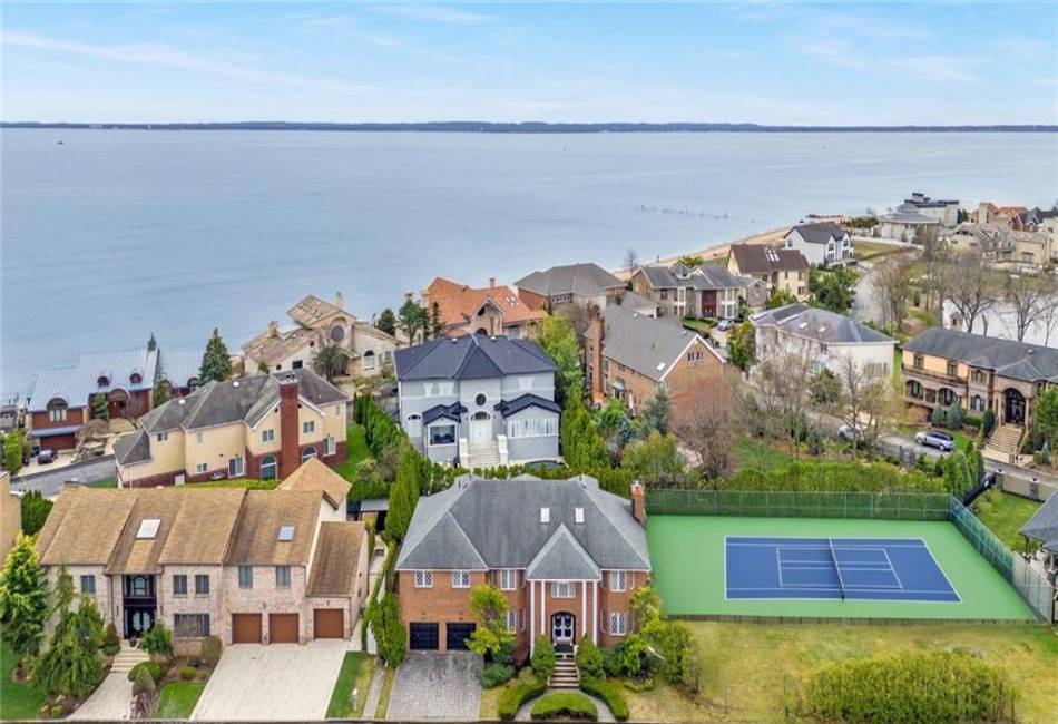 16 Nicolosi Loop, Staten Island, New York 10312, 5 Bedrooms Bedrooms, ,5 BathroomsBathrooms,Residential,For Sale,Nicolosi,492427