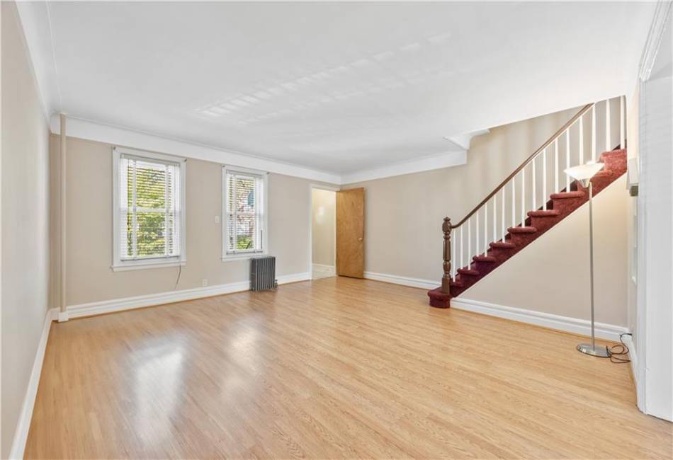 1933 East 28th Street, Brooklyn, New York 11229, 3 Bedrooms Bedrooms, ,2 BathroomsBathrooms,Residential,For Sale,East 28th,492429