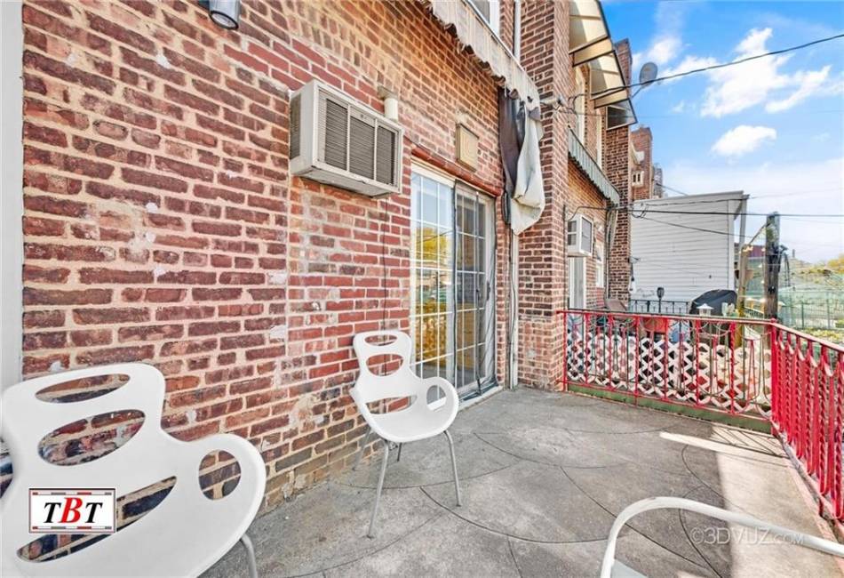 2052 28th Street, Brooklyn, New York 11229, 3 Bedrooms Bedrooms, ,3 BathroomsBathrooms,Residential,For Sale,28th,492432